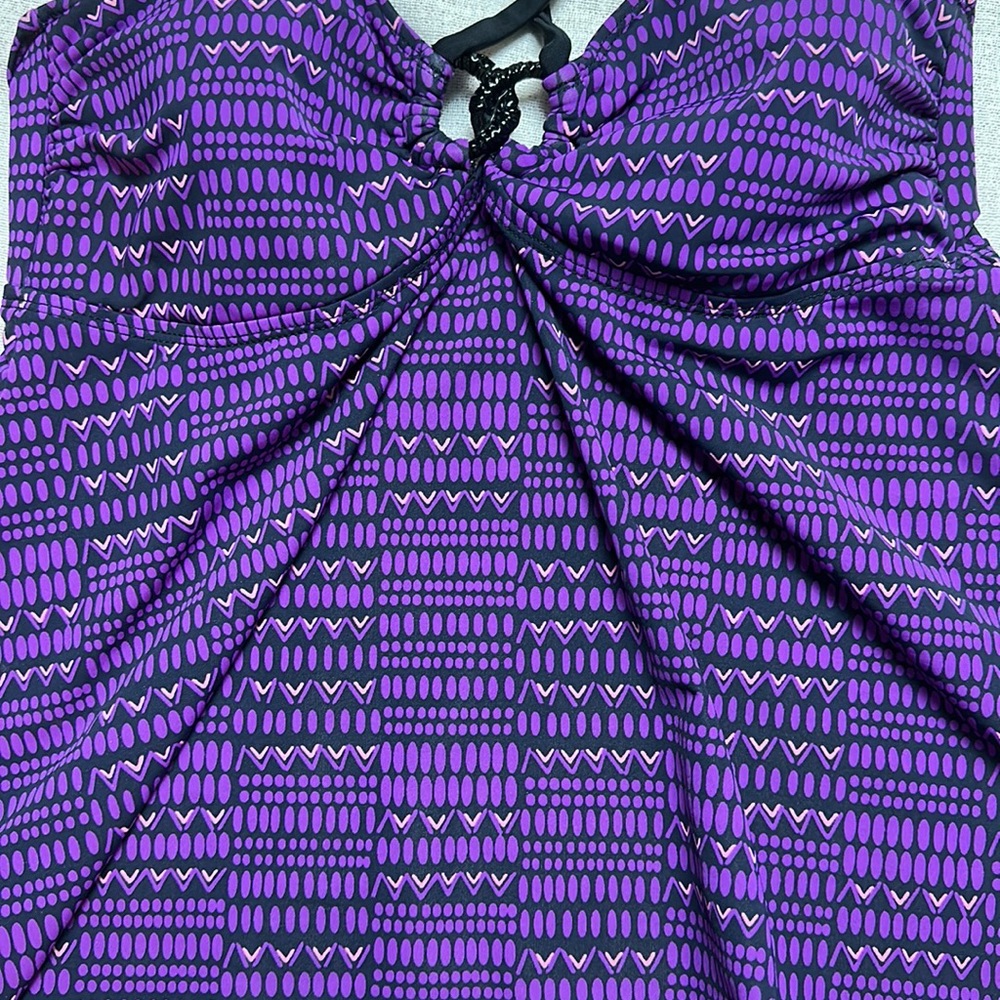Liz Lange maternity for target purple medium tankini top. - Picture 5 of 8